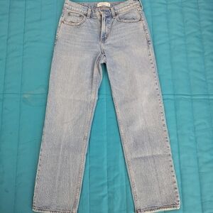 Abercrombie Mid Rise 90s Straight Jean